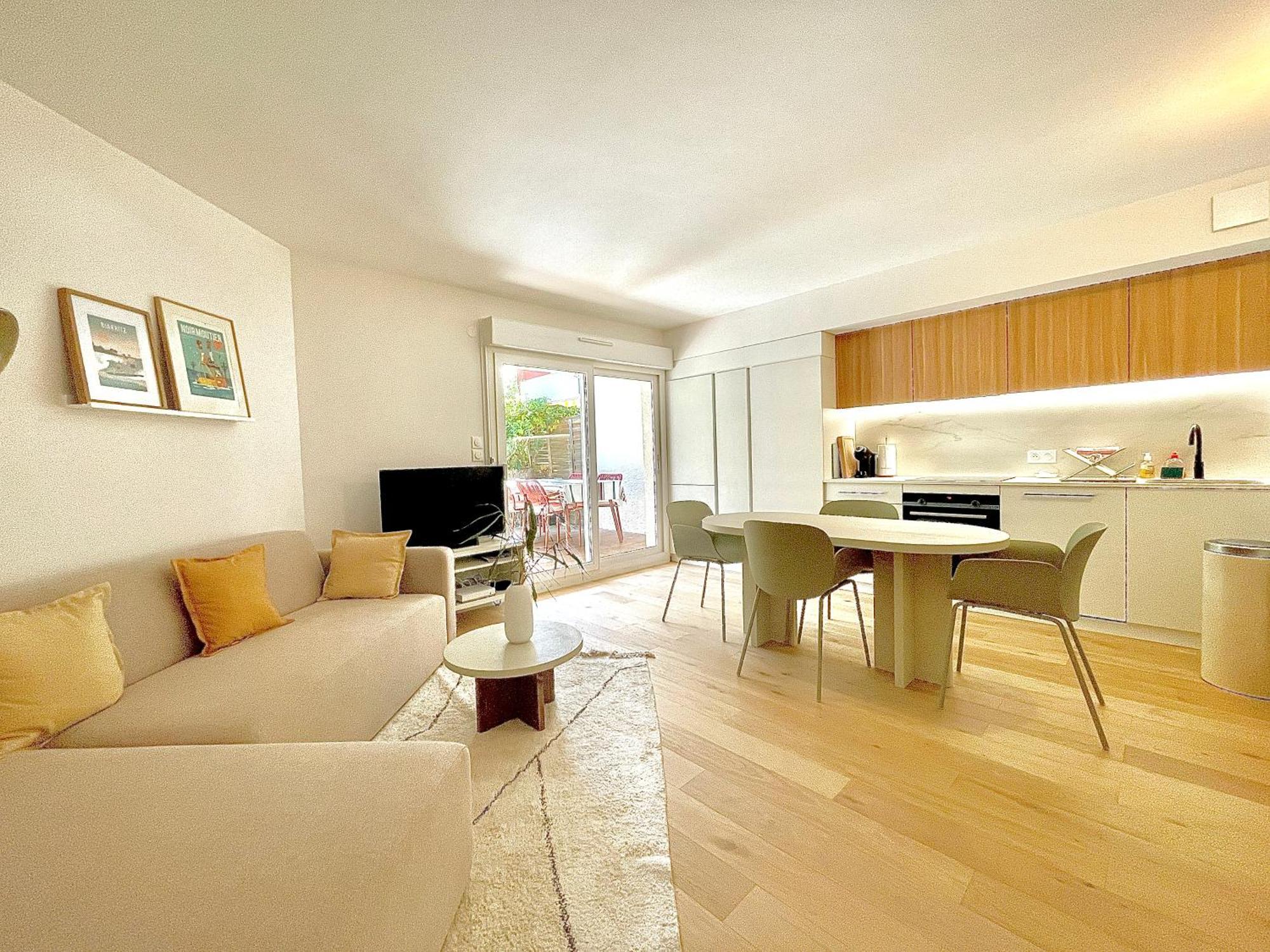 Splendide Appartement De Charme Avec Patio, Parking Et Plage A 3 Minutes Biarritz Dış mekan fotoğraf